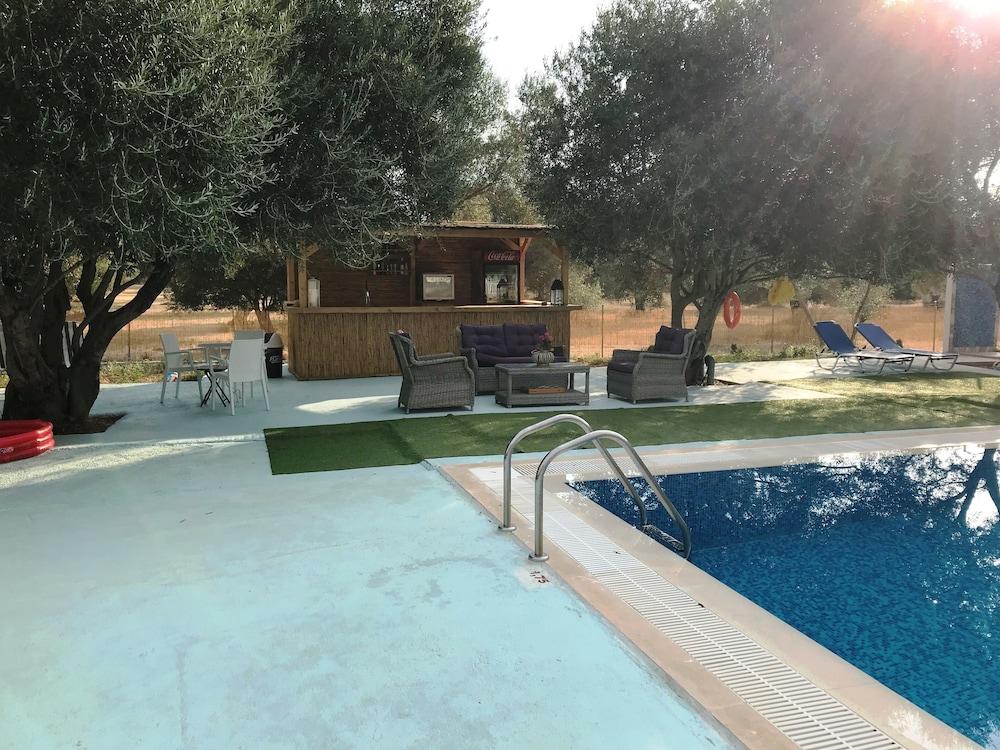 Ai Helis Resort Свороната Екстер'єр фото